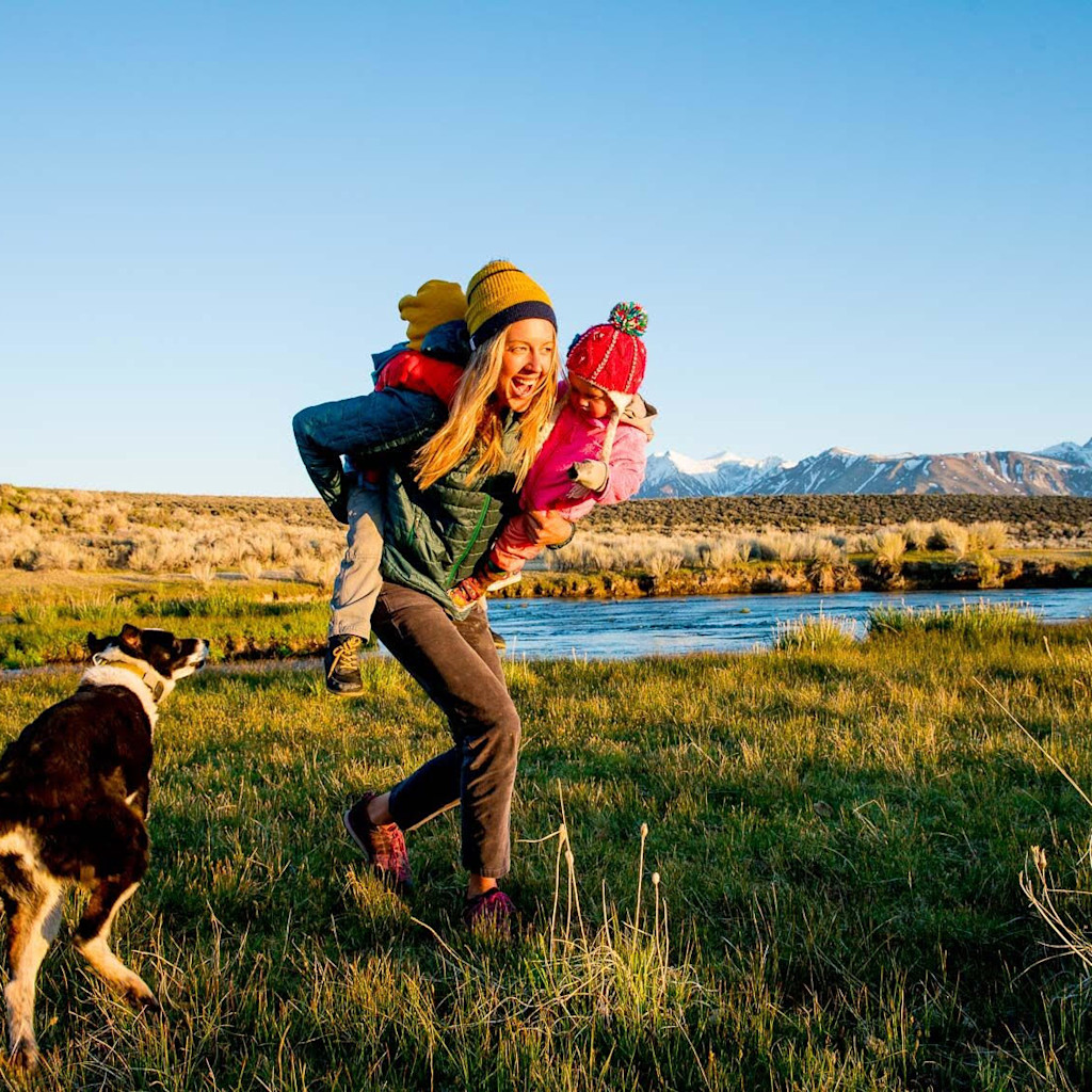 Top 10 #AdventureMoms to Follow on Instagram this Mother’s Day