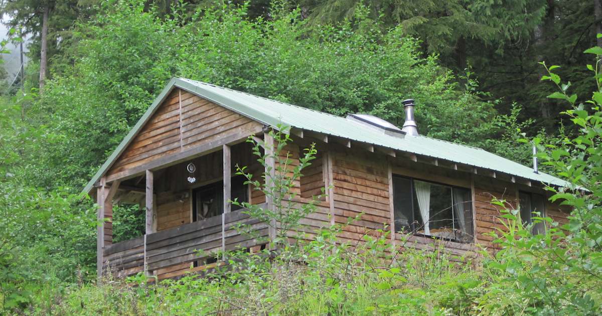 On Whiskey Creek On Whiskey Creek Ak 10 Photos