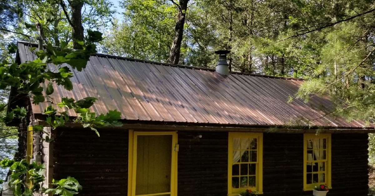 Charming Lake Cabin 2000 Acres Near Salt Springs State Park