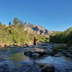 This campsite is right on the Kern River so it's a perfect place to stay if you want to wake up and catch your breakfast! A great spot for fly fishing or tubing down the river.