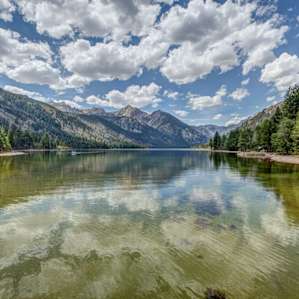 Both Lower and upper Twin Lakes offer nice views and reflections on a calm day.