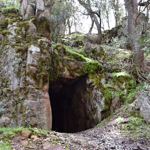 Cool Little caves in the North Campground