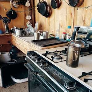 The outdoor kitchen. Can you spot the Hipcamp cup?