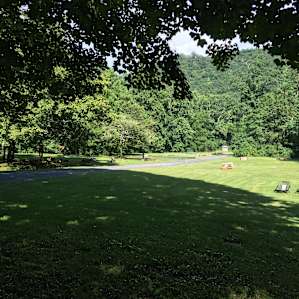 Blowing Springs Campground