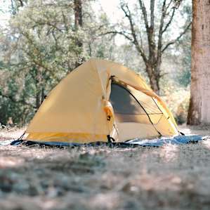Setting up under the trees was a good idea. Gotta keep the sun away in those early hours.