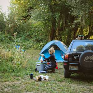 Cooking up some breakfast in the morning so we could go down and have some coffee by the creek.