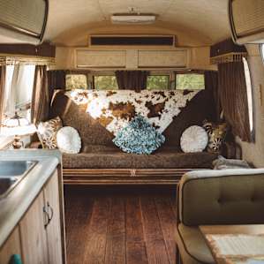 futon that turns into a queen sized bed