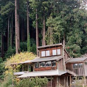 the amazing community house