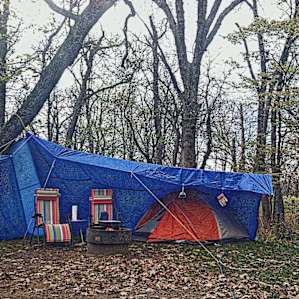 We stayed here over Halloween weekend and had the whole campground to ourselves . While other Minnesotan's were preparing for hibernation , we were building tarp cities in the parks 😂