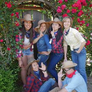 We dressed up like a cowgirl! so much fun! Everywhere in the farm is a photo wall!