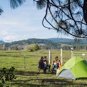 tent people lodging