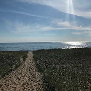 trail from the dayside area is close to the Lake.