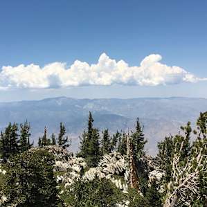 Cloud hat over San Gorgonio