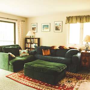 Upstairs living room. They have wifi, Roku, Netflix, and Hulu!