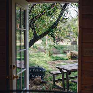 picnic table amenity