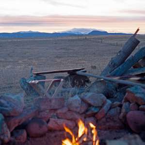 Cozy campfire + wonderful views = happy campers