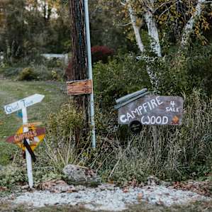 sign amenity