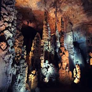 Cathedral Caverns Campground