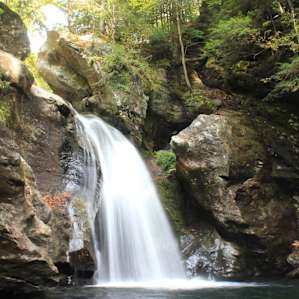 Bingham Falls, amazing early in the day before crowds show up.