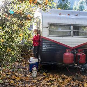 Creekside 1939 Vintage Cabin