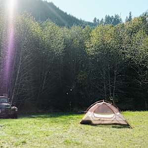 Setting up the tent.