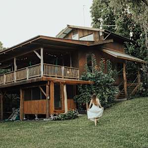 The outside of this amazing house!