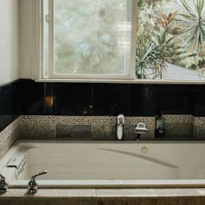 Tub in master bath!