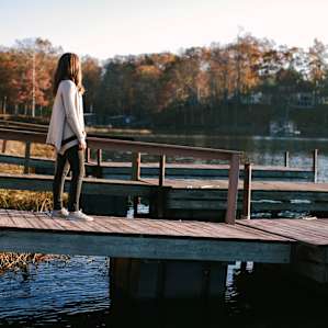 Access to the lake is right across the street from the campsites. There's also a launch spot for kayaks, so you can get out and explore the lake.
