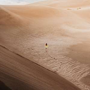 hiking desert activity