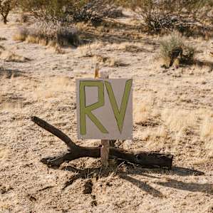 sign amenity