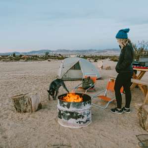 tent people campfire
