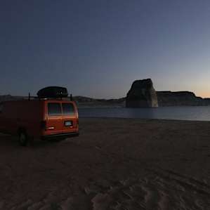 Lone Rock Beach Primitive Camping