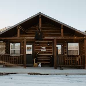 Aleka and her husband built these cabins! The personal touches are incredible.