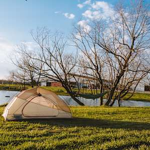 tent lodging water