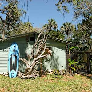 Does this look like a FUN HOUSE or what?