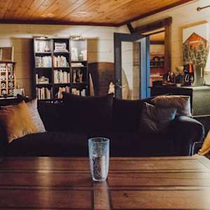 Cozy living room, perfect for gatherings.