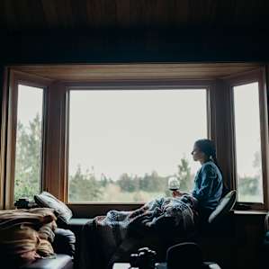 This caught our eye immediately as we walked in, what a beautiful reading nook.