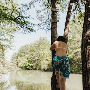 3 min down the trail, and you'll hit the river!