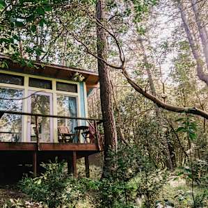 All the windows really make this space unique and sooo delightful and relaxing.