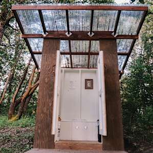 A very nice compost toilet, near the cabin.