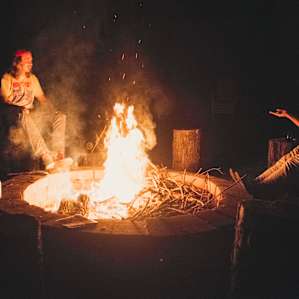 Huge fire pit!