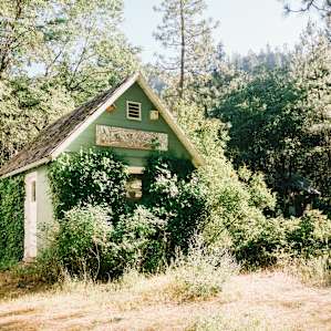 Beautiful, quaint, unique!