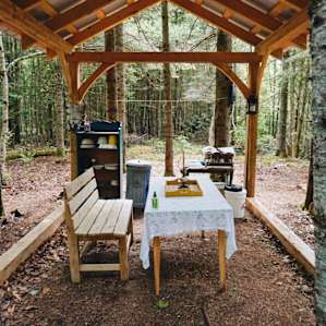 "dining room"