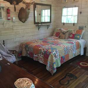 Brownies and a sweetly decorated space upon our arrival.