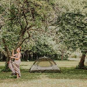 tent people lodging
