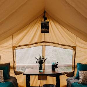 A view inside the tent! There were also boardgames, some kitchen tools, books, and local guides!