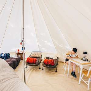 tent people lodging