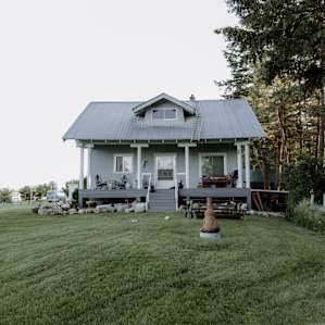 110-Year-Old "Lost Creek Farm house