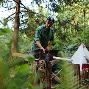 forest people lodging