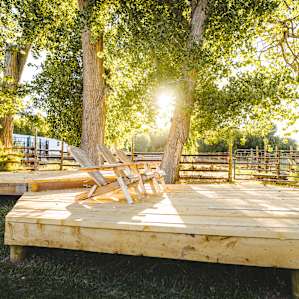 Lounge deck